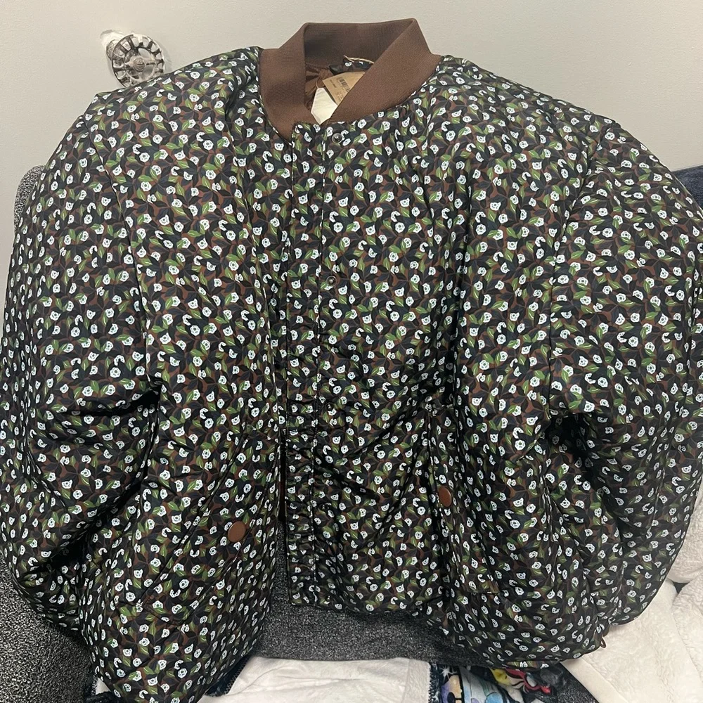 Amazon Recycled Polyester Jacket - Picture 3 of 9